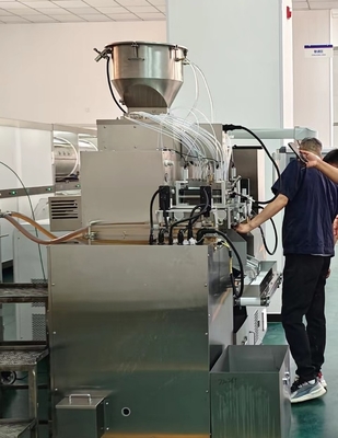 Loại Rolling Soft Gelatin Machine 1-3.5rpm Tốc độ Rolling Máy bơm mạc